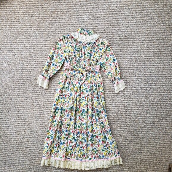 Vintage 70s Girl's Prairie Pioneer Maxi Dress - Picture 4 of 13
